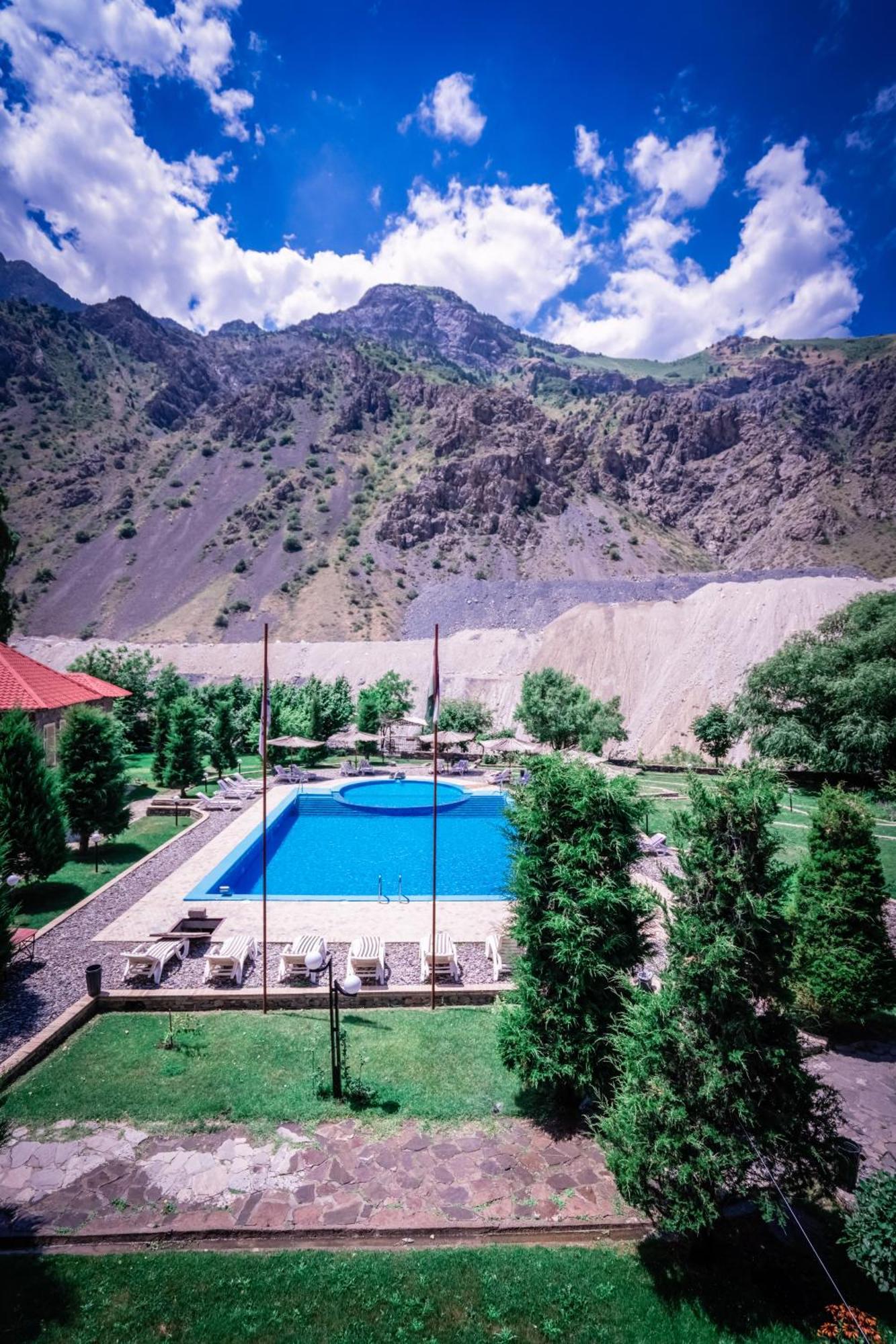 Burchmulla Chatcal Mountains Resort מראה חיצוני תמונה