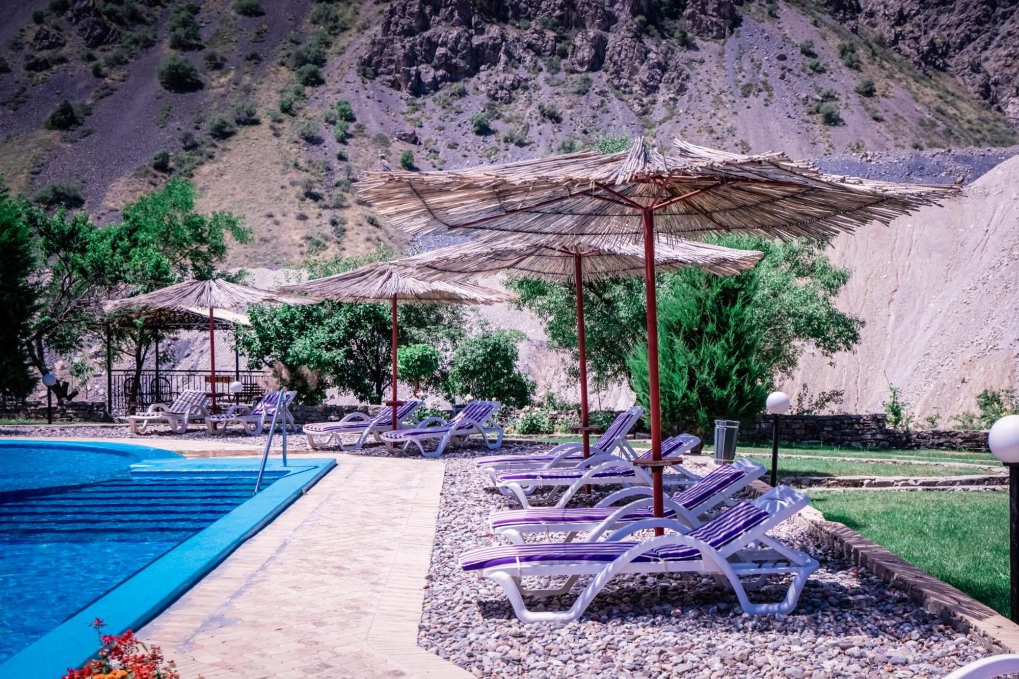 Burchmulla Chatcal Mountains Resort מראה חיצוני תמונה