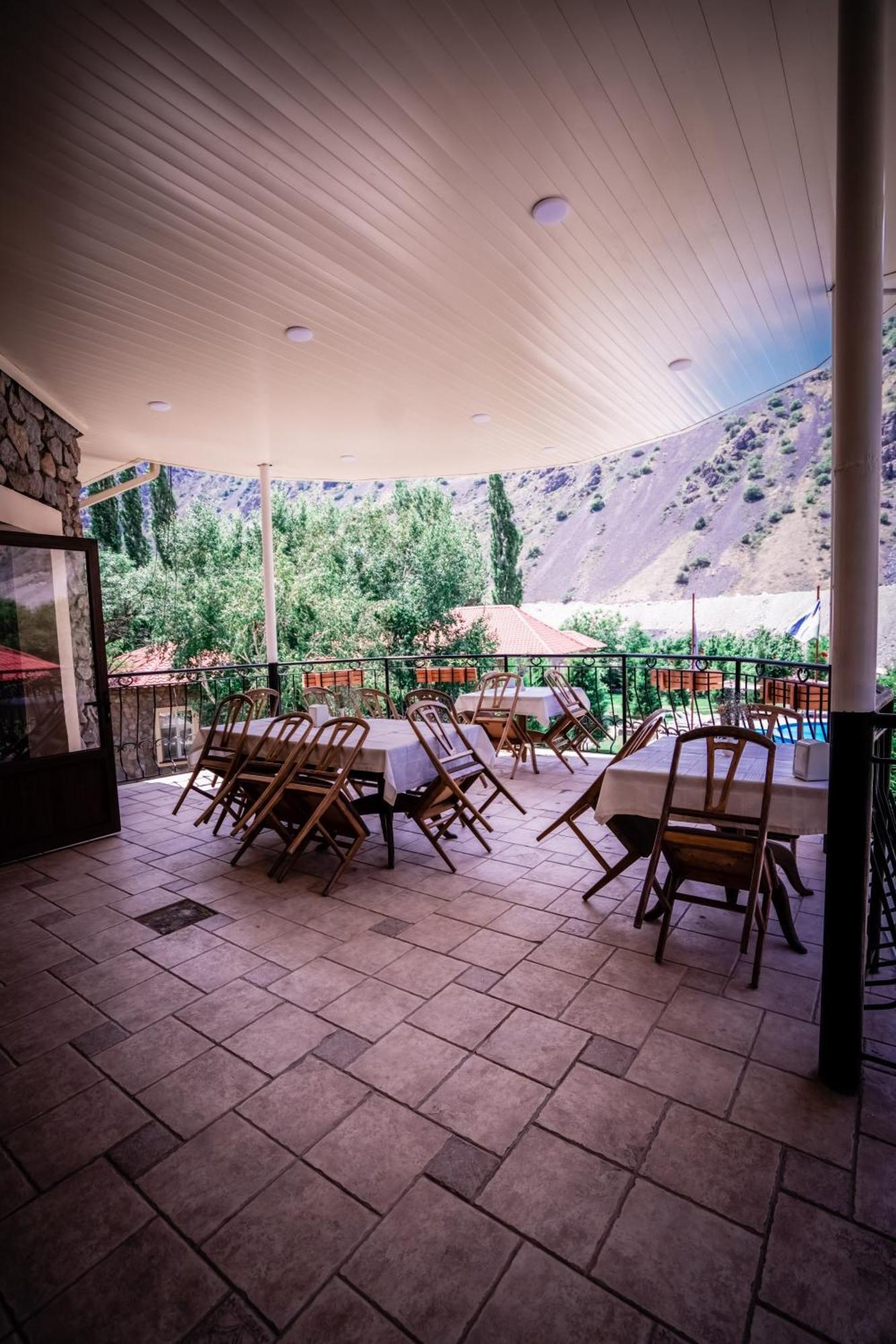 Burchmulla Chatcal Mountains Resort מראה חיצוני תמונה